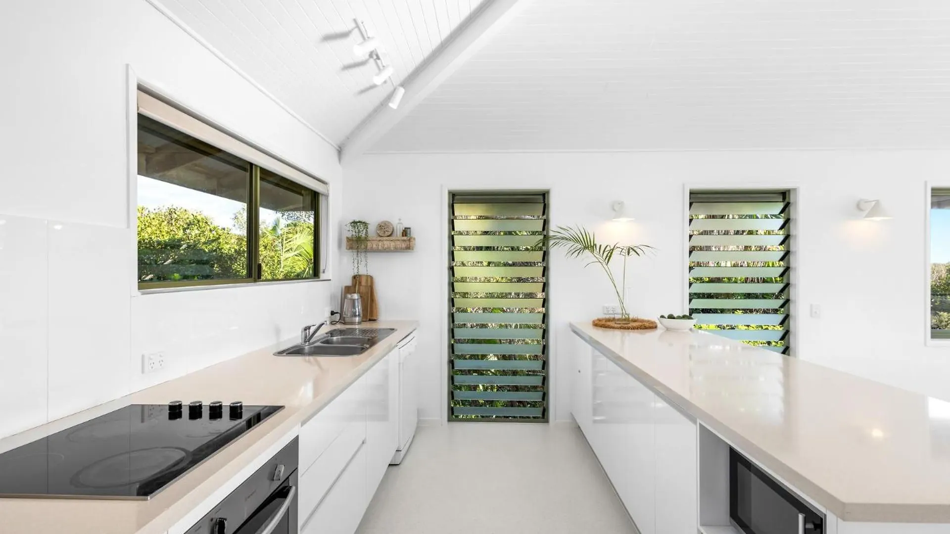 Apartment Beach House 16 Peregian Beach One Bedroom