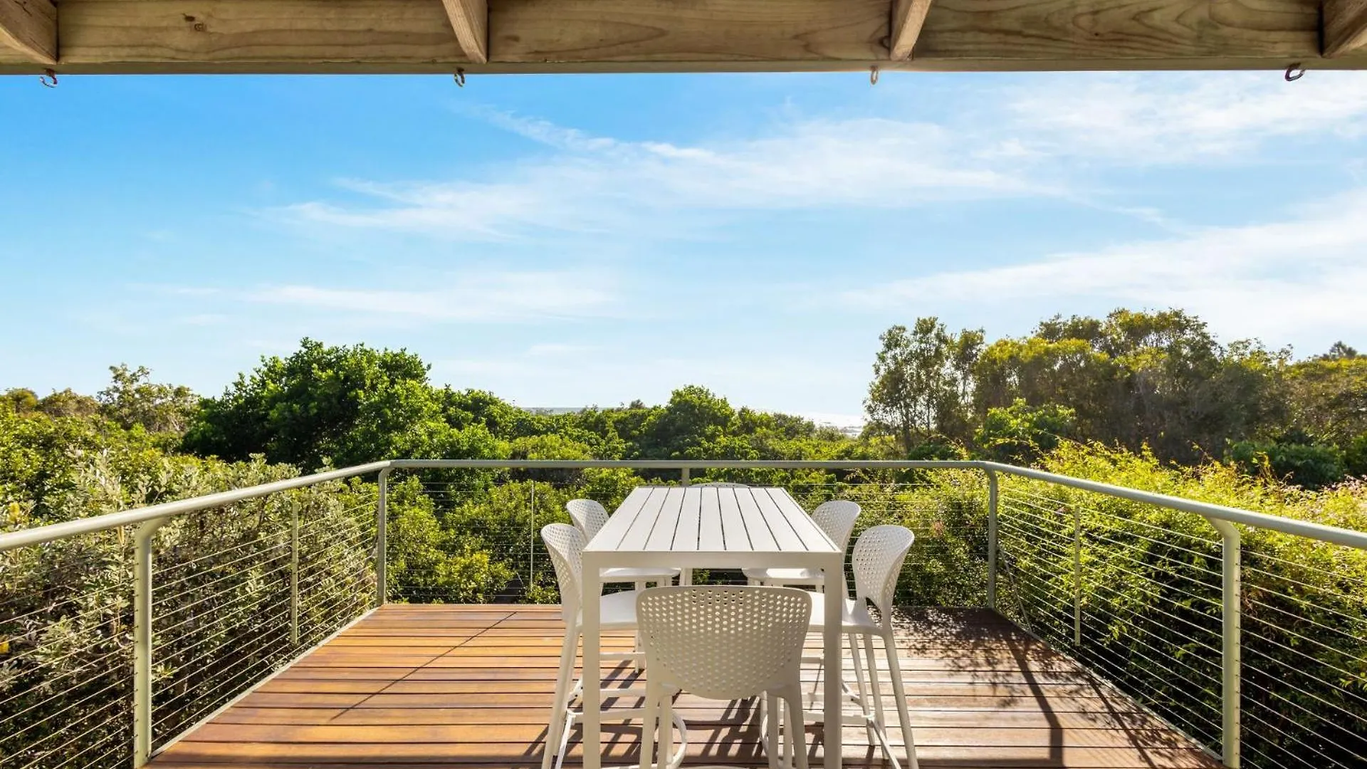 Beach House 16 Peregian Beach One Bedroom Apartment